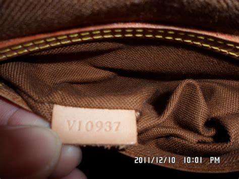 louis vuitton verification serial number